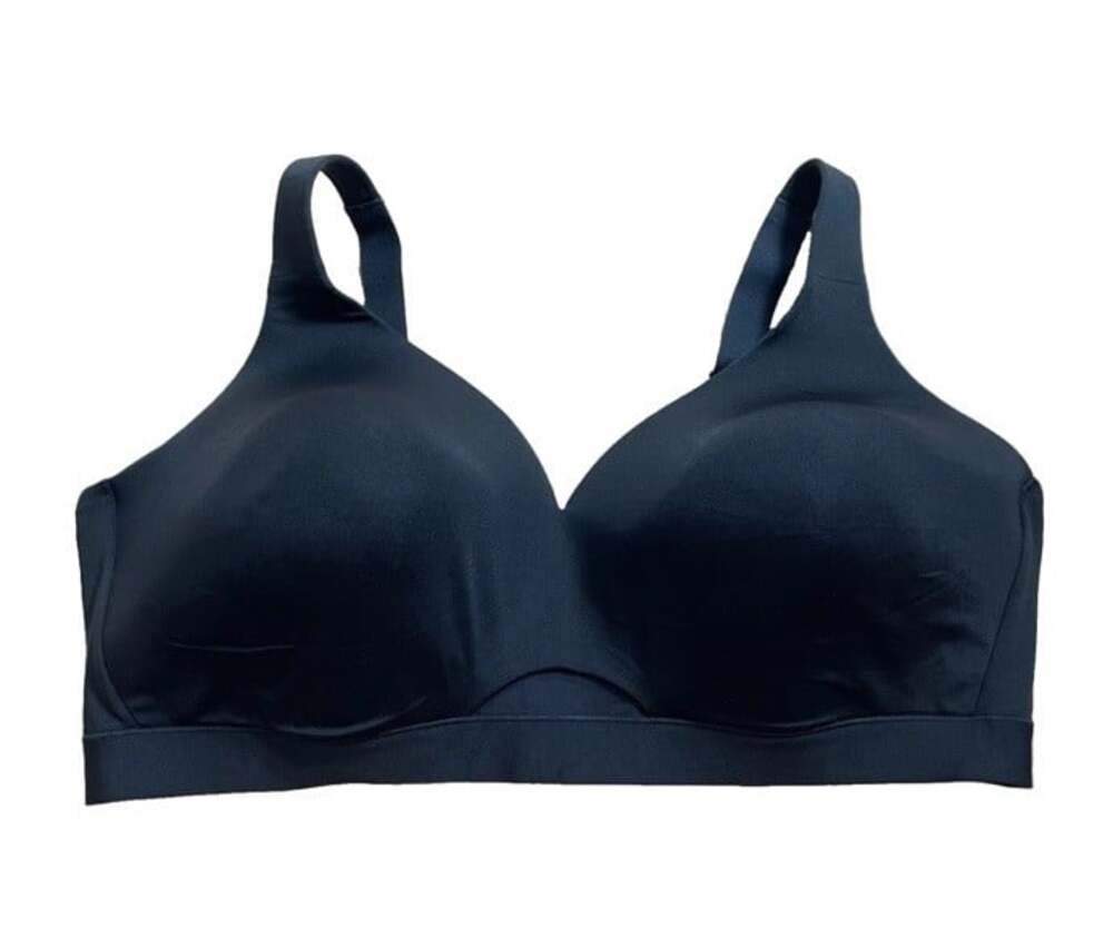 Cacique Lightly Lined Full Coverage No-Wire Bra Sz 50DDD Black